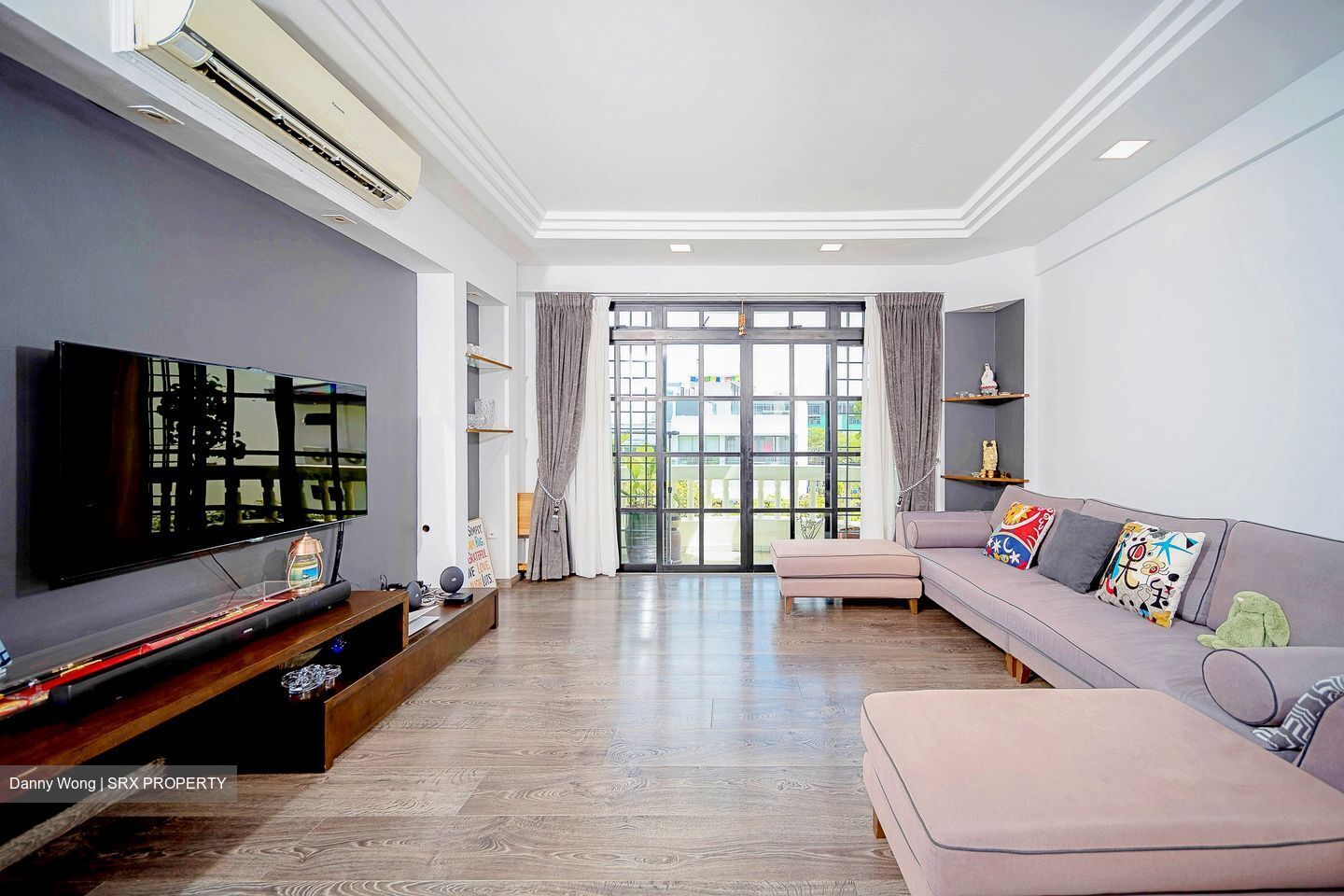 Park East (D15), Condominium #376399971